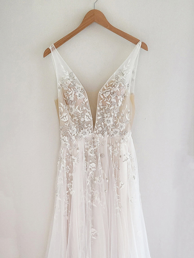 Seeley Gown by Wtoo by Watters
